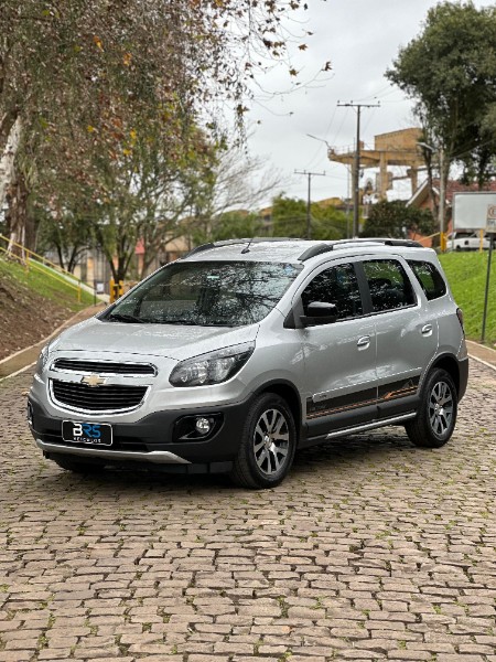 CHEVROLET SPIN ACTIV 2018/2018 BRS VEÍCULOS BOM RETIRO DO SUL / Carros no Vale