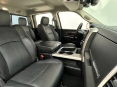 DODGE RAM 5.7 1500 HEMI 4X4 V8 2022/2022 MAIS FÁCIL VEÍCULOS SANTA CRUZ DO SUL / Carros no Vale
