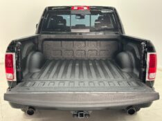 DODGE RAM 5.7 1500 HEMI 4X4 V8 2022/2022 MAIS FÁCIL VEÍCULOS SANTA CRUZ DO SUL / Carros no Vale
