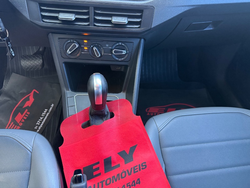 VOLKSWAGEN NIVUS 1.0 200 TSI TOTAL FLEX COMFORTLINE AUTOMÁTICO 2021/2021 ELY AUTOMÓVEIS LAJEADO / Carros no Vale