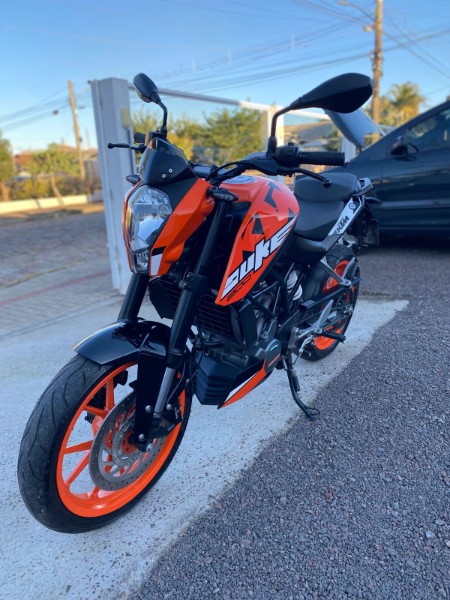 KTM 200 DUKE 2020/2020 WS MULTIMARCAS VENÂNCIO AIRES / Carros no Vale