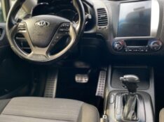 KIA CERATO SX 2013/2014 WS MULTIMARCAS VENÂNCIO AIRES / Carros no Vale