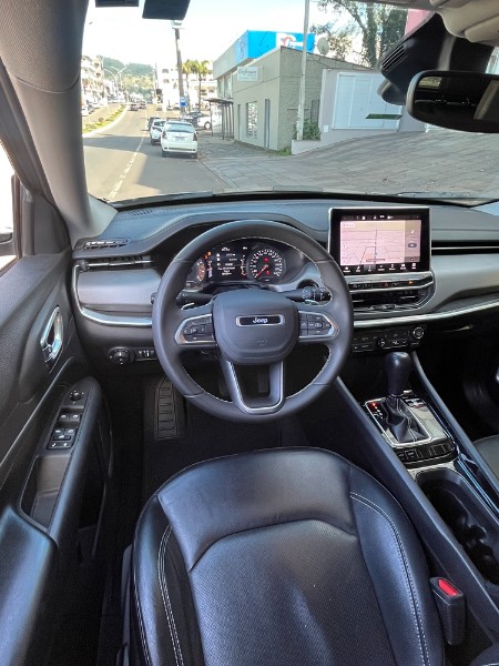 JEEP COMPASS 1.3 LONGITUDE T270 16V TURBO 2022/2023 BOSCO AUTOMÓVEIS GUAPORÉ / Carros no Vale