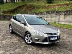 FORD FOCUS HATCH 1.6 MANUAL 2014/2014 BOSCO AUTOMÓVEIS GUAPORÉ / Carros no Vale
