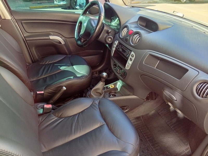 CITROEN C3 GLX 1.4 2009/2010 ALTERNATIVA VEÍCULOS LAJEADO / Carros no Vale