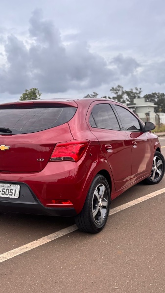 CHEVROLET ONIX 1.4 MPFI LTZ 8V FLEX 4P AUTOMÁTICO 2019/2019 JM AUTOMÓVEIS VENÂNCIO AIRES / Carros no Vale