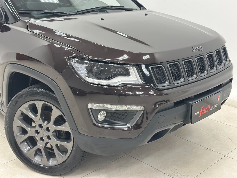 JEEP COMPASS 2.0 16V FLEX LIMITED AUTOMÁTICO 2019/2020 MAIS FÁCIL VEÍCULOS SANTA CRUZ DO SUL / Carros no Vale