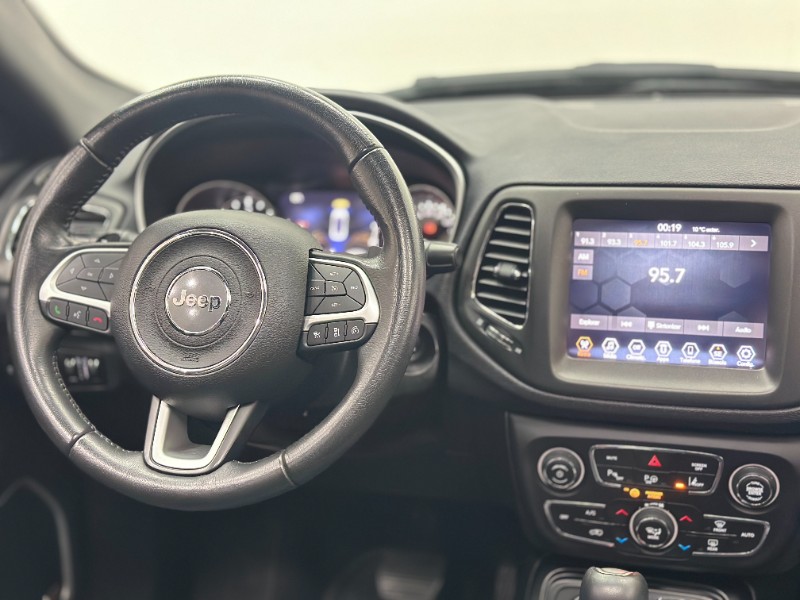 JEEP COMPASS 2.0 16V FLEX LIMITED AUTOMÁTICO 2019/2020 MAIS FÁCIL VEÍCULOS SANTA CRUZ DO SUL / Carros no Vale
