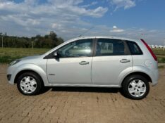 FORD FIESTA CLASS 1.6 /2011 RT 811 VEÍCULOS ARROIO DO MEIO / Carros no Vale