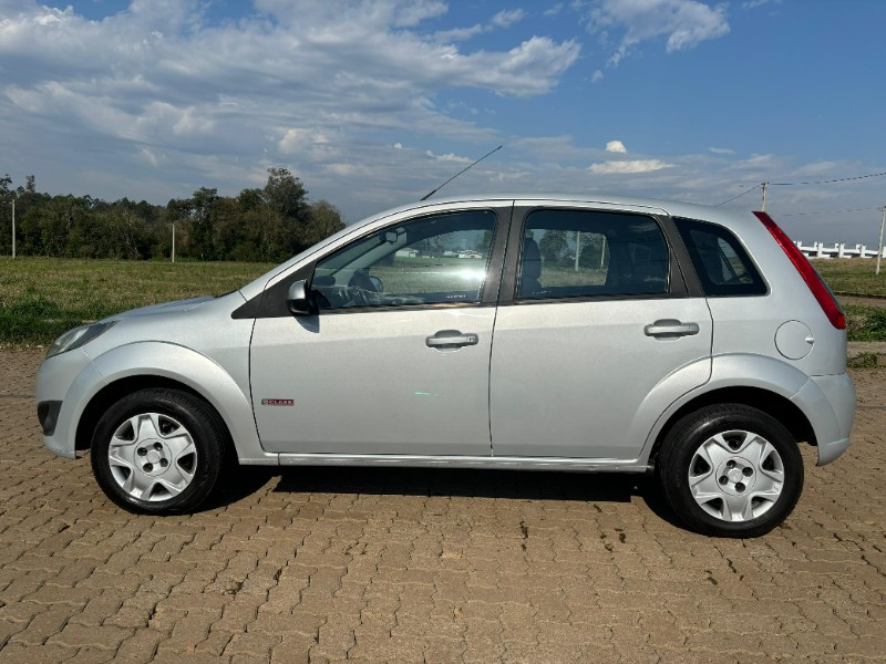 FORD FIESTA CLASS 1.6 /2011 RT 811 VEÍCULOS ARROIO DO MEIO / Carros no Vale