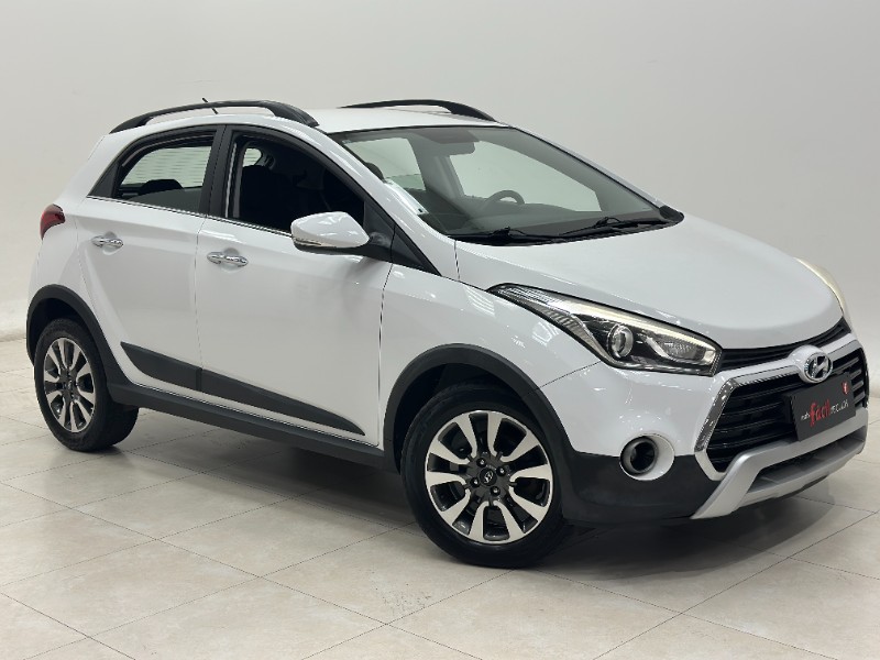 HYUNDAI HB20X 1.6 PREMIUM 16V 2016/2017 MAIS FÁCIL VEÍCULOS SANTA CRUZ DO SUL / Carros no Vale