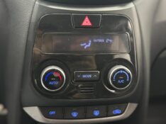 HYUNDAI HB20X 1.6 PREMIUM 16V 2016/2017 MAIS FÁCIL VEÍCULOS SANTA CRUZ DO SUL / Carros no Vale