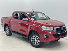 TOYOTA HILUX 2.8 D-4D TURBO DIESEL CD SRV 4X4 AUTOMÁTICO 2018/2019 MAIS FÁCIL VEÍCULOS SANTA CRUZ DO SUL / Carros no Vale