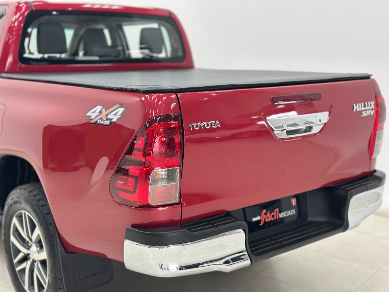 TOYOTA HILUX 2.8 D-4D TURBO DIESEL CD SRV 4X4 AUTOMÁTICO 2018/2019 MAIS FÁCIL VEÍCULOS SANTA CRUZ DO SUL / Carros no Vale