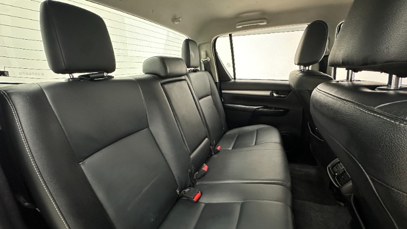 TOYOTA HILUX 2.8 D-4D TURBO DIESEL CD SRV 4X4 AUTOMÁTICO 2018/2019 MAIS FÁCIL VEÍCULOS SANTA CRUZ DO SUL / Carros no Vale