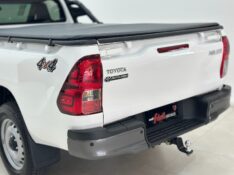 TOYOTA HILUX 2.8 4X4 CS 16V TURBO 2024/2024 MAIS FÁCIL VEÍCULOS SANTA CRUZ DO SUL / Carros no Vale
