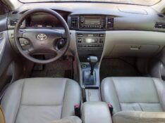 TOYOTA COROLLA SEG 1.8 2002/2003 ALTERNATIVA VEÍCULOS LAJEADO / Carros no Vale