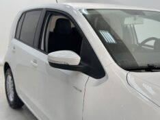 VOLKSWAGEN UP! 1.0 MOVE 12V 2018/2019 MAIS FÁCIL VEÍCULOS SANTA CRUZ DO SUL / Carros no Vale