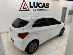 CHEVROLET ONIX 1.0 JOY BLACK EDITION 2021/2021 LUCAS AUTOMÓVEIS BOM RETIRO DO SUL / Carros no Vale