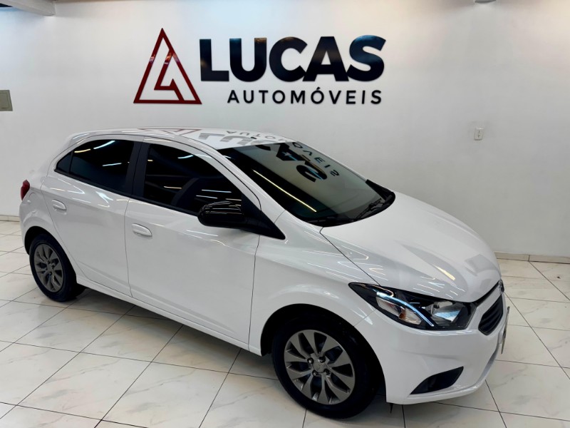 CHEVROLET ONIX 1.0 JOY BLACK EDITION 2021/2021 LUCAS AUTOMÓVEIS BOM RETIRO DO SUL / Carros no Vale