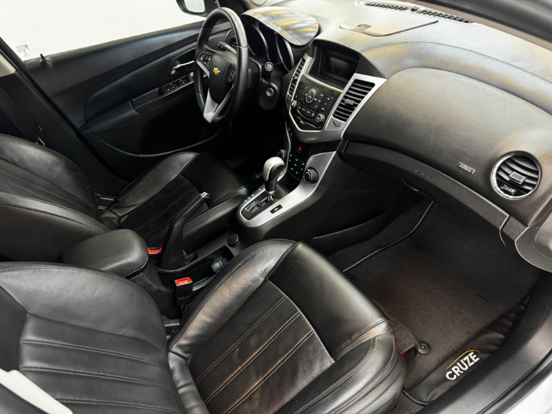 CHEVROLET CRUZE 1.8 LT 16V 2014/2014 LUCAS AUTOMÓVEIS BOM RETIRO DO SUL / Carros no Vale
