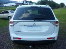 MITSUBISHI OUTLANDER 2.0 16V GASOLINA 4P AUTOMÁTICO 2013/2014 PREMIUM AUTOMÓVEIS ARROIO DO MEIO / Carros no Vale