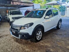 RENAULT SANDERO 1.6 STEPWAY 2014 2013/2014 RICARDO VEÍCULOS TEUTÔNIA / Carros no Vale