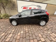 FORD FIESTA 1.5 2015/2015 ELY AUTOMÓVEIS LAJEADO / Carros no Vale