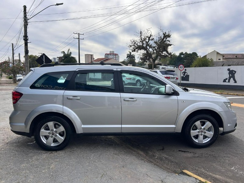 FIAT FREEMONT EMOT./PRECISION 2.4 16V 5P AUT. 2012/2012 LS MULTIMARCAS VENÂNCIO AIRES / Carros no Vale