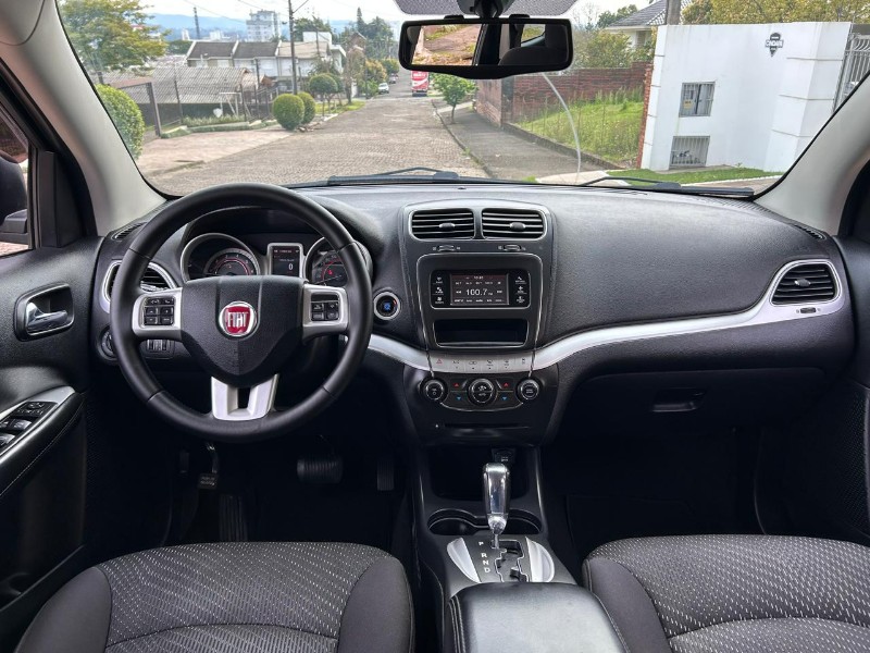 FIAT FREEMONT EMOT./PRECISION 2.4 16V 5P AUT. 2012/2012 LS MULTIMARCAS VENÂNCIO AIRES / Carros no Vale