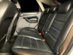 FORD FOCUS 2.0 TITANIUM PLUS HATCH 16V FLEX 4P AUTO 2012/2012 DUARTE VEÍCULOS PORTO ALEGRE / Carros no Vale