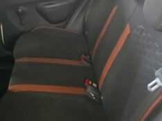 RENAULT KWID OUTSIDER 1.0 12V 2019/2020 LAVENDA VEÍCULOS ARROIO DO MEIO / Carros no Vale