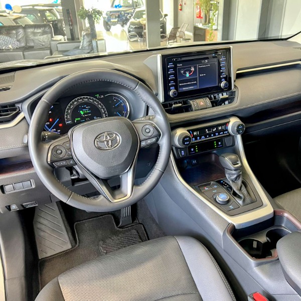 TOYOTA RAV4 2.5 S 4X4 HYBRID 2019/2019 JOÃO CARROS MULTIMARCAS GUAPORÉ / Carros no Vale