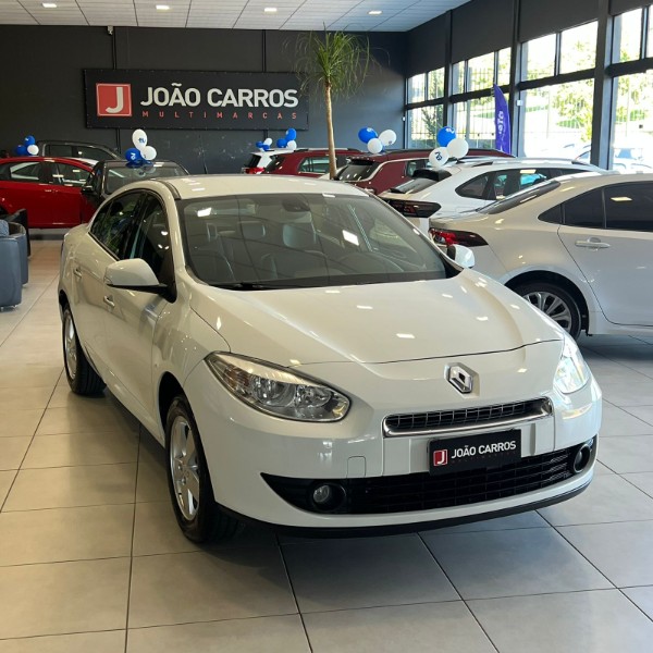 RENAULT FLUENCE 2.0 DYNAMIQUE PLUS 16V 2013/2013 JOÃO CARROS MULTIMARCAS GUAPORÉ / Carros no Vale