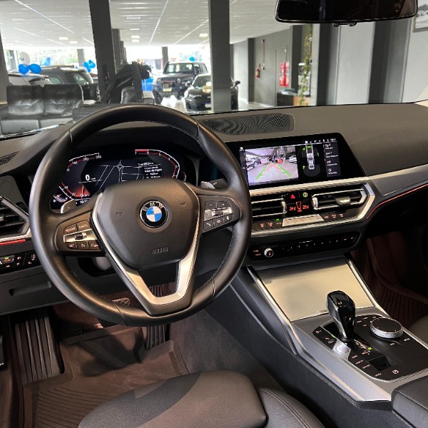 BMW 320i 2.0 SPORT GP 16V TURBO ACTIVE FLEX 4P AUTOMÁTICO 2022/2022 JOÃO CARROS MULTIMARCAS GUAPORÉ / Carros no Vale