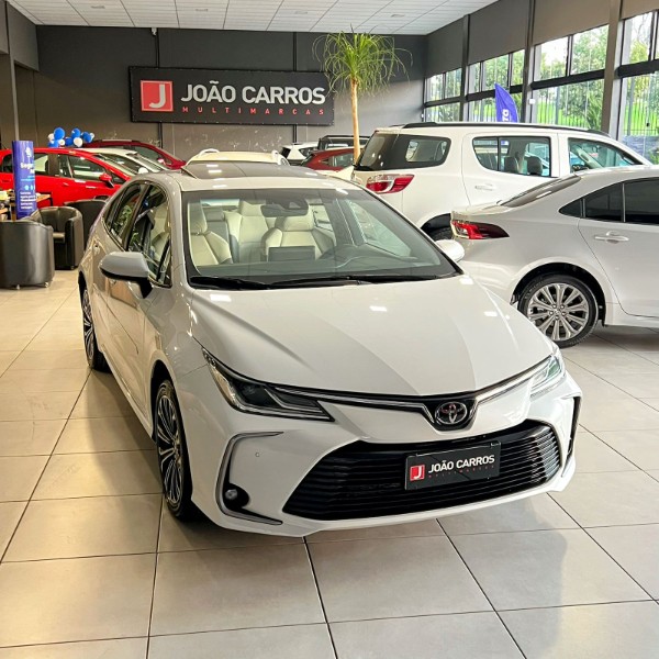 TOYOTA COROLLA 2.0 ALTIS PREMIUM 16V 2022/2022 JOÃO CARROS MULTIMARCAS GUAPORÉ / Carros no Vale