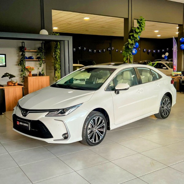 TOYOTA COROLLA 2.0 ALTIS PREMIUM 16V 2022/2022 JOÃO CARROS MULTIMARCAS GUAPORÉ / Carros no Vale