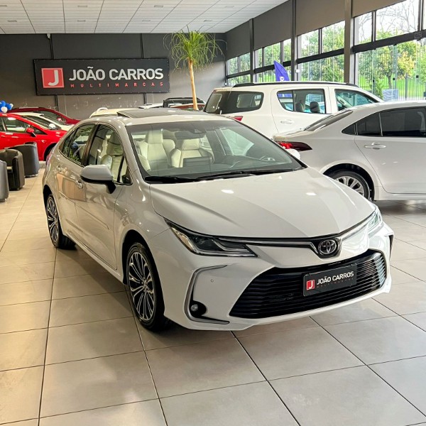 TOYOTA COROLLA 2.0 ALTIS PREMIUM 16V 2022/2022 JOÃO CARROS MULTIMARCAS GUAPORÉ / Carros no Vale