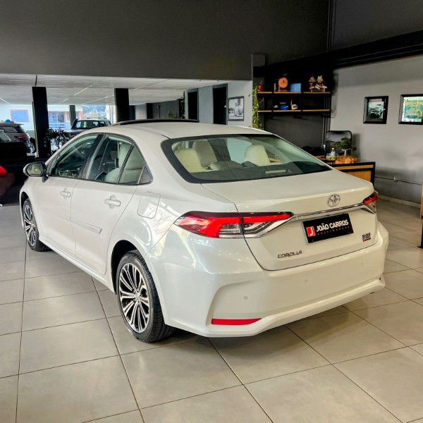 TOYOTA COROLLA 2.0 ALTIS PREMIUM 16V 2022/2022 JOÃO CARROS MULTIMARCAS GUAPORÉ / Carros no Vale