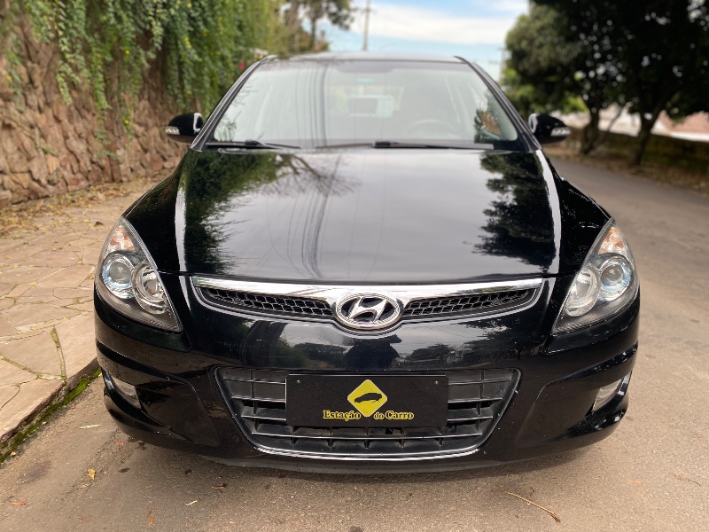 HYUNDAI I30 2.0 2011/2012 ESTAÇÃO DO CARRO ESTRELA / Carros no Vale