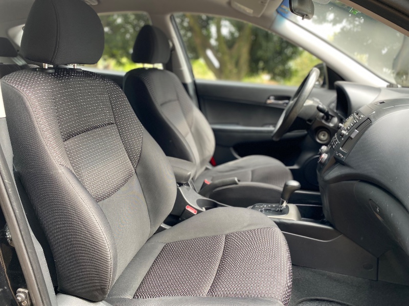 HYUNDAI I30 2.0 2011/2012 ESTAÇÃO DO CARRO ESTRELA / Carros no Vale