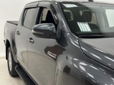 TOYOTA HILUX 2.8 D-4D TURBO DIESEL CD SR 4X4 AUTOMÁTICO 2020/2020 MAIS FÁCIL VEÍCULOS SANTA CRUZ DO SUL / Carros no Vale
