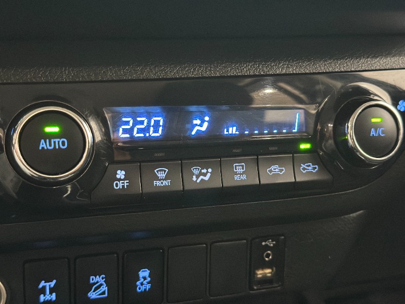 TOYOTA HILUX 2.8 D-4D TURBO DIESEL CD SR 4X4 AUTOMÁTICO 2020/2020 MAIS FÁCIL VEÍCULOS SANTA CRUZ DO SUL / Carros no Vale TOYOTA HILUX 2.8 D-4D TURBO DIESEL CD SR 4X4 AUTOMÁTICO 2020/2020 MAIS FÁCIL VEÍCULOS SANTA CRUZ DO SUL / Carros no Vale