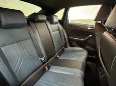 VOLKSWAGEN NIVUS HIGHLINE 1.0 200 TSI FLEX AUT. 2024/2025 MAIS FÁCIL VEÍCULOS SANTA CRUZ DO SUL / Carros no Vale