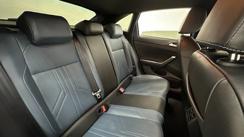 VOLKSWAGEN NIVUS HIGHLINE 1.0 200 TSI FLEX AUT. 2024/2025 MAIS FÁCIL VEÍCULOS SANTA CRUZ DO SUL / Carros no Vale