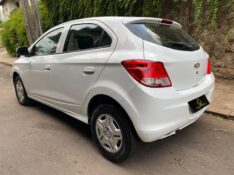 CHEVROLET ONIX LT 1.0 2014/2015 ESTAÇÃO DO CARRO ESTRELA / Carros no Vale