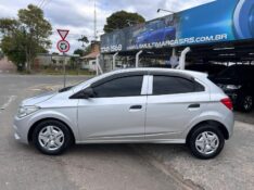 CHEVROLET ONIX HATCH JOY 1.0 8V FLEX 5P MEC. 2017/2017 LS MULTIMARCAS VENÂNCIO AIRES / Carros no Vale
