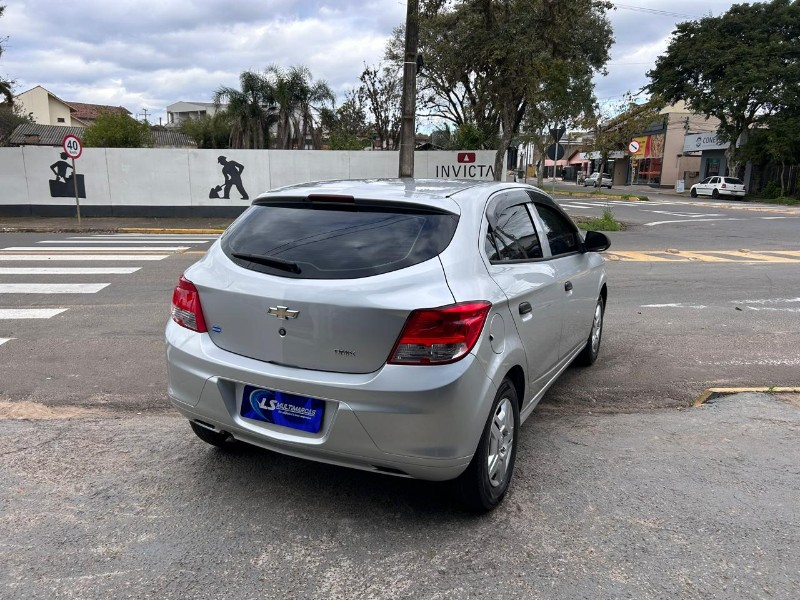 CHEVROLET ONIX HATCH JOY 1.0 8V FLEX 5P MEC. 2017/2017 LS MULTIMARCAS VENÂNCIO AIRES / Carros no Vale