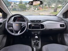 CHEVROLET ONIX HATCH JOY 1.0 8V FLEX 5P MEC. 2017/2017 LS MULTIMARCAS VENÂNCIO AIRES / Carros no Vale