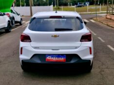 CHEVROLET ONIX HATCH LT 1.0 8V FLEXPOWER 5P MEC. 2022/2023 CRUZEIRO MULTIMARCAS CRUZEIRO DO SUL / Carros no Vale